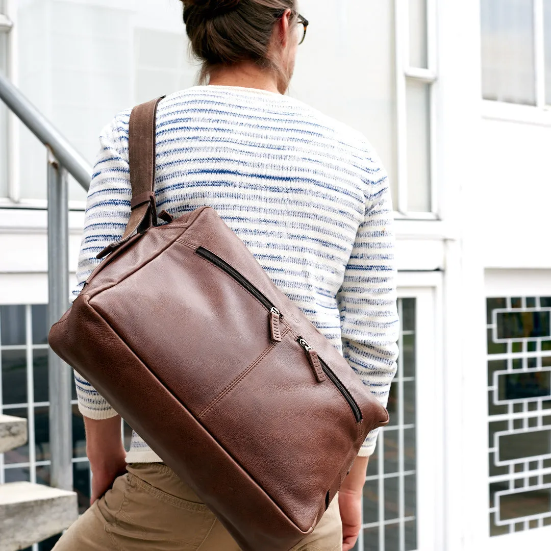 Addox Messenger Bag · Brown