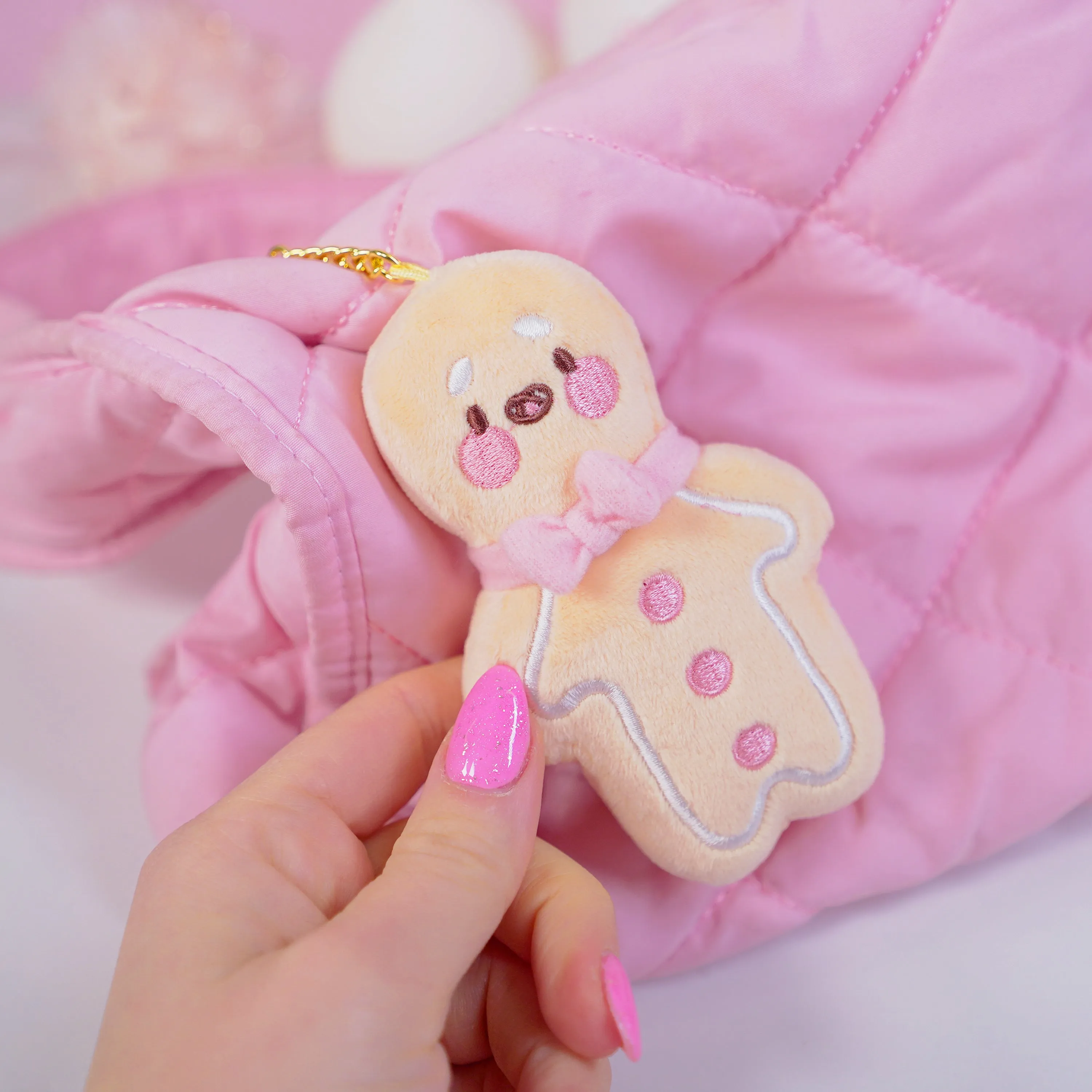 Gingie Gingerbread Kawaii Keychain Plushie | Cute Soft Toy Charm | Adorable Mini Gingerbread Ornament for Bags, Keys & Gifts
