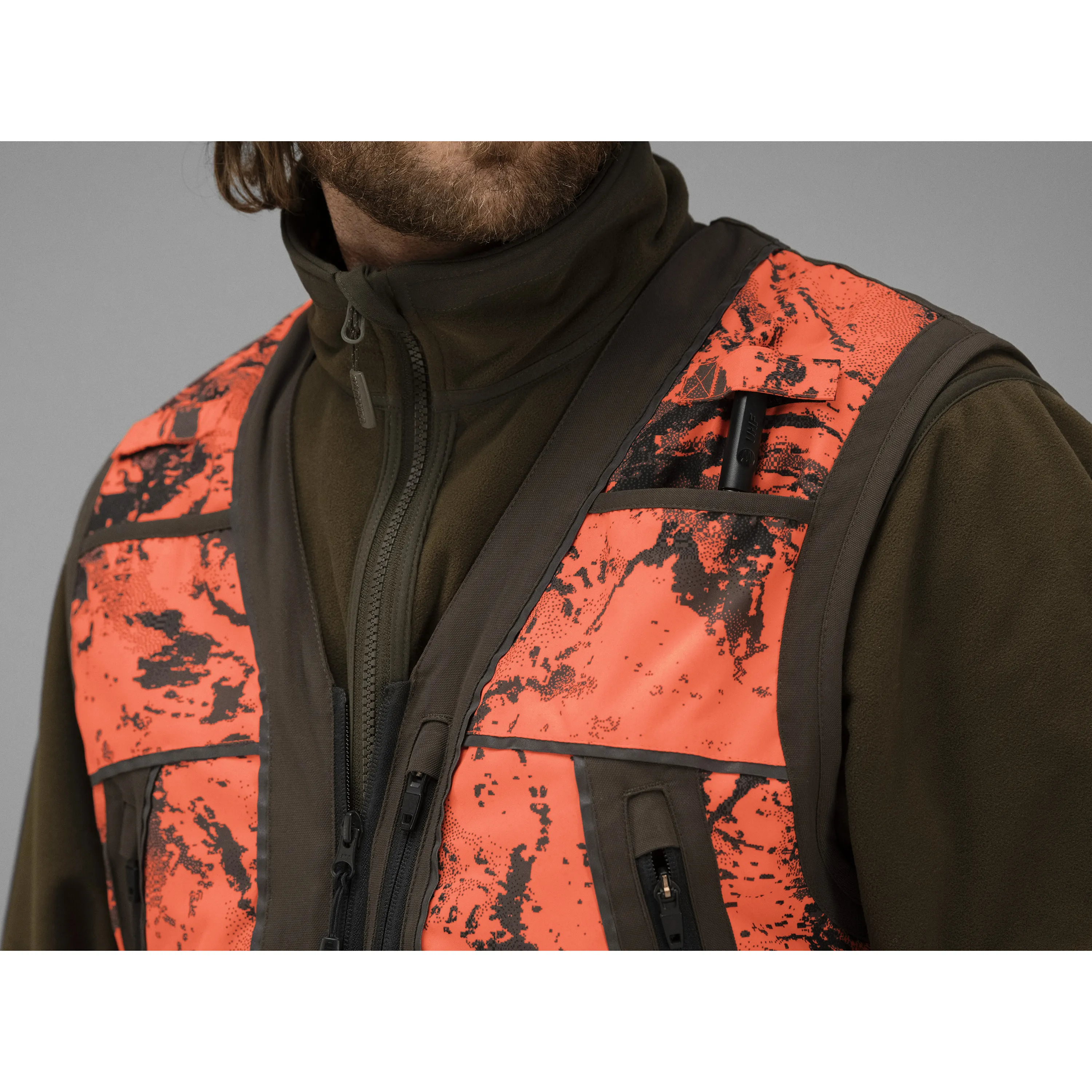 Härkila Men&#x27;s Wildboar Pro Safety Waistcoat Axis Msp®Orange Blaze/Shadow Brown | Buy Härkila Men&#x27;s Wildboar Pro Safety Waistcoat Axis Msp®Orange Blaze/Shadow Brown here | Outnorth