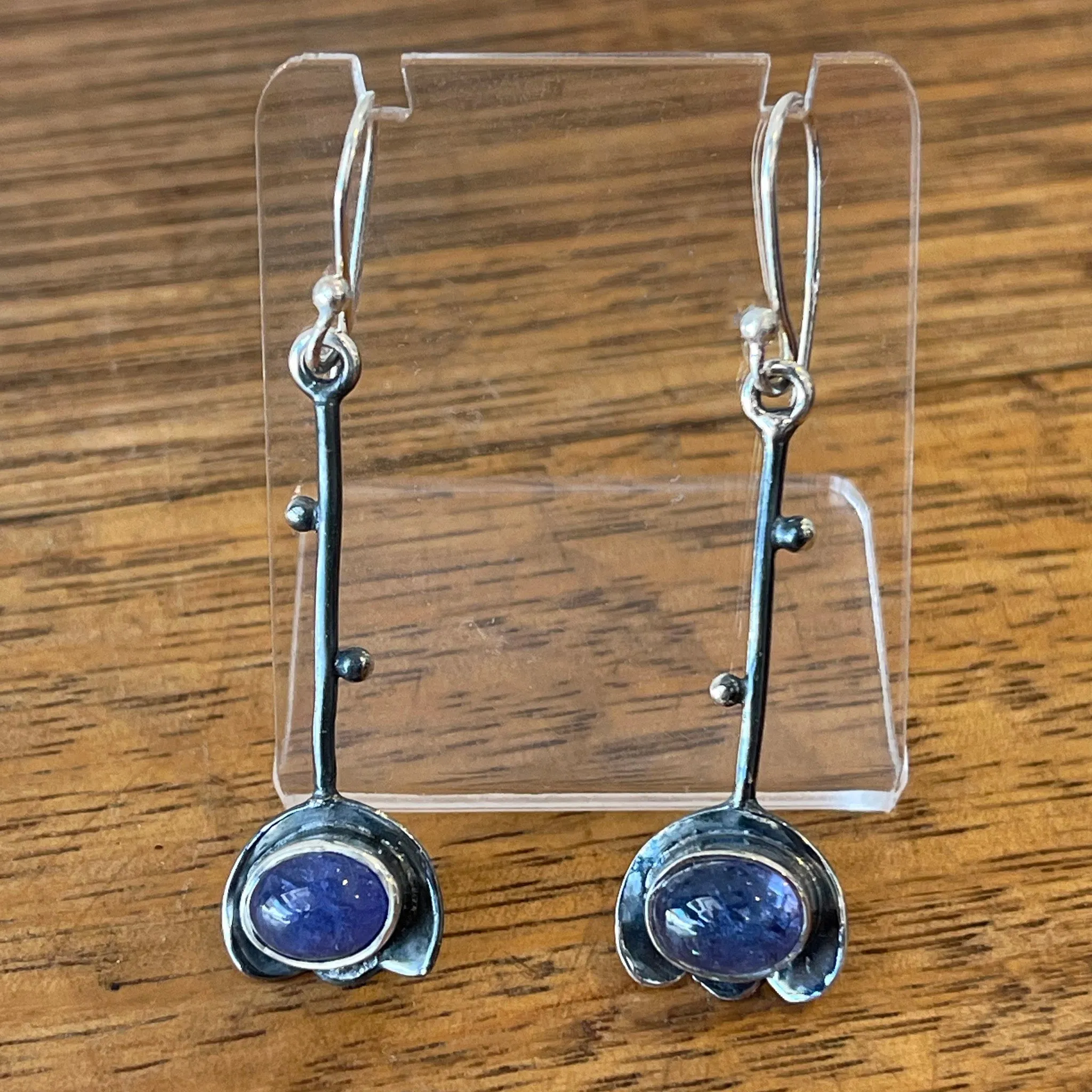 TANZANITE TULIP EARRINGS | Cabochon